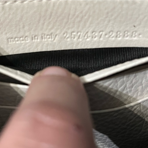 Yves Saint Laurent Zip Long Wallet Leather Italy - Picture 8 of 9